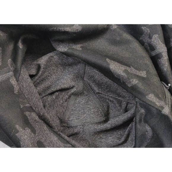 Define High-Waisted 7/8 PowerHold Legging in Charcoal Camo - Picture 9 of 13